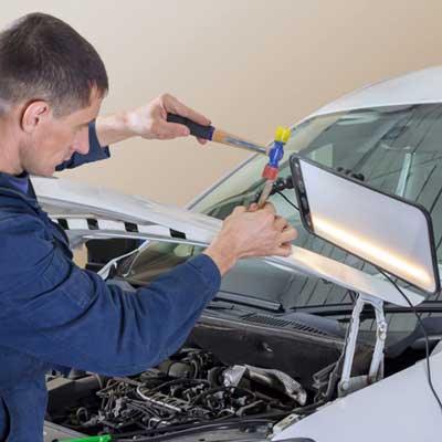 Swansea Mobile dent repair technician